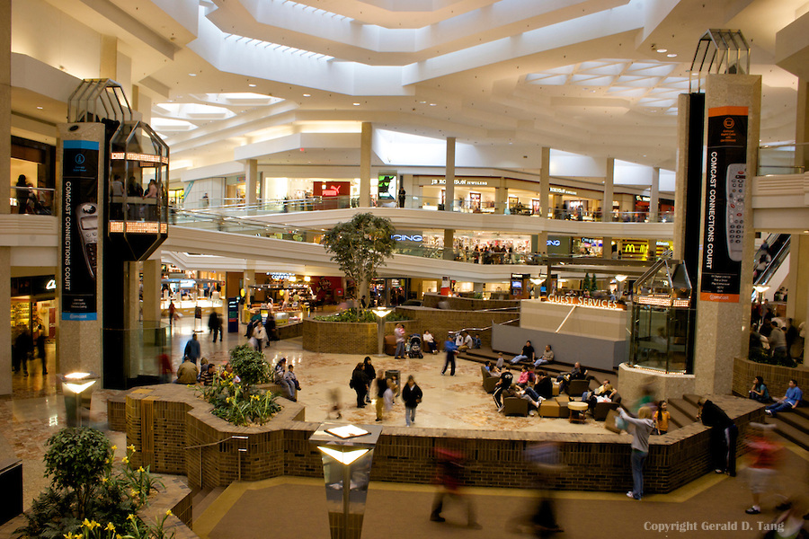 Woodfield Mall reveals new interior look to take shape in 2015